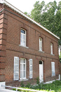 La petite maison où vécurent Jeanne et Nelly Brasseur.