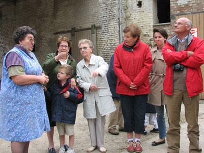 La propriétaire Anne-Marie n'est pas avare d'explications.